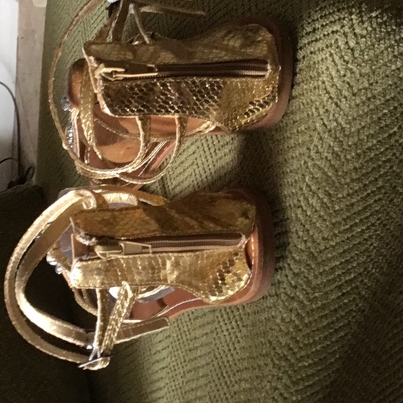 UNION BAY SANDALS - Picture 2 of 3